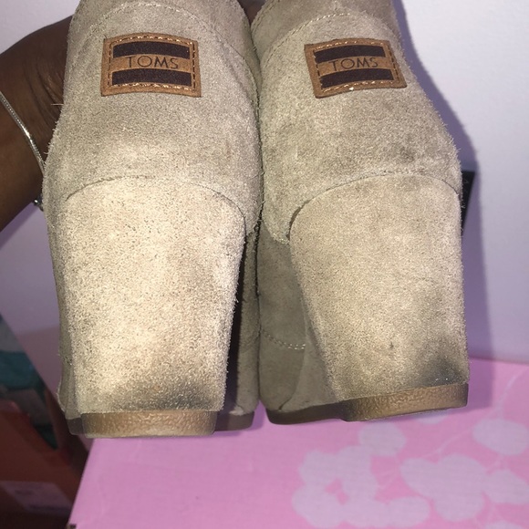 3/$25 Toms Wedge Bootie - Picture 5 of 5
